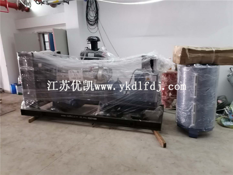 2020年7月11日，250KW濰柴發(fā)電機(jī)組交付廣西某房地產(chǎn)公司用備用電源