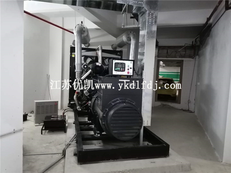 2020年8月5日，南寧某寫字樓項目1000KW上海凱普發(fā)電機(jī)組完成安裝調(diào)試培訓(xùn)工作