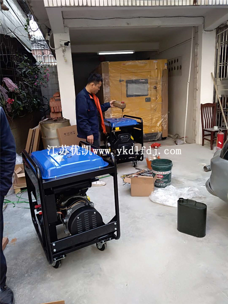 2020年10月21日，美國科勒2臺 玉柴發(fā)電機(jī)組靜音型200KW交付廣西農(nóng)業(yè)銀行使用