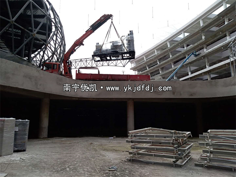 2022年6月15日，900KW上柴發(fā)電機(jī)組帶ATS柜通過(guò)驗(yàn)收交付某產(chǎn)業(yè)園