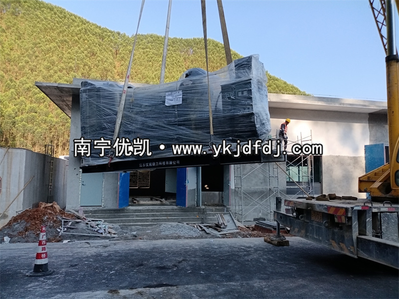 2022年12月15日，120kw-500kw上柴發(fā)電機組某高速公路安裝現(xiàn)場
