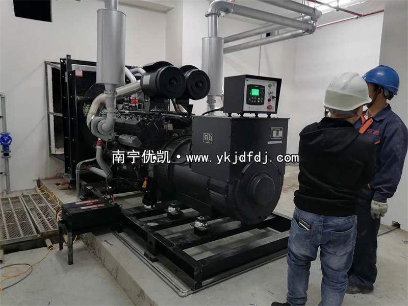 2023年11月17日，河池宜州項目550kw凱普柴油發(fā)電機組安裝調(diào)試